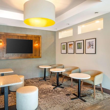 סנדי Best Western Plus Cotton Tree Inn מראה חיצוני תמונה