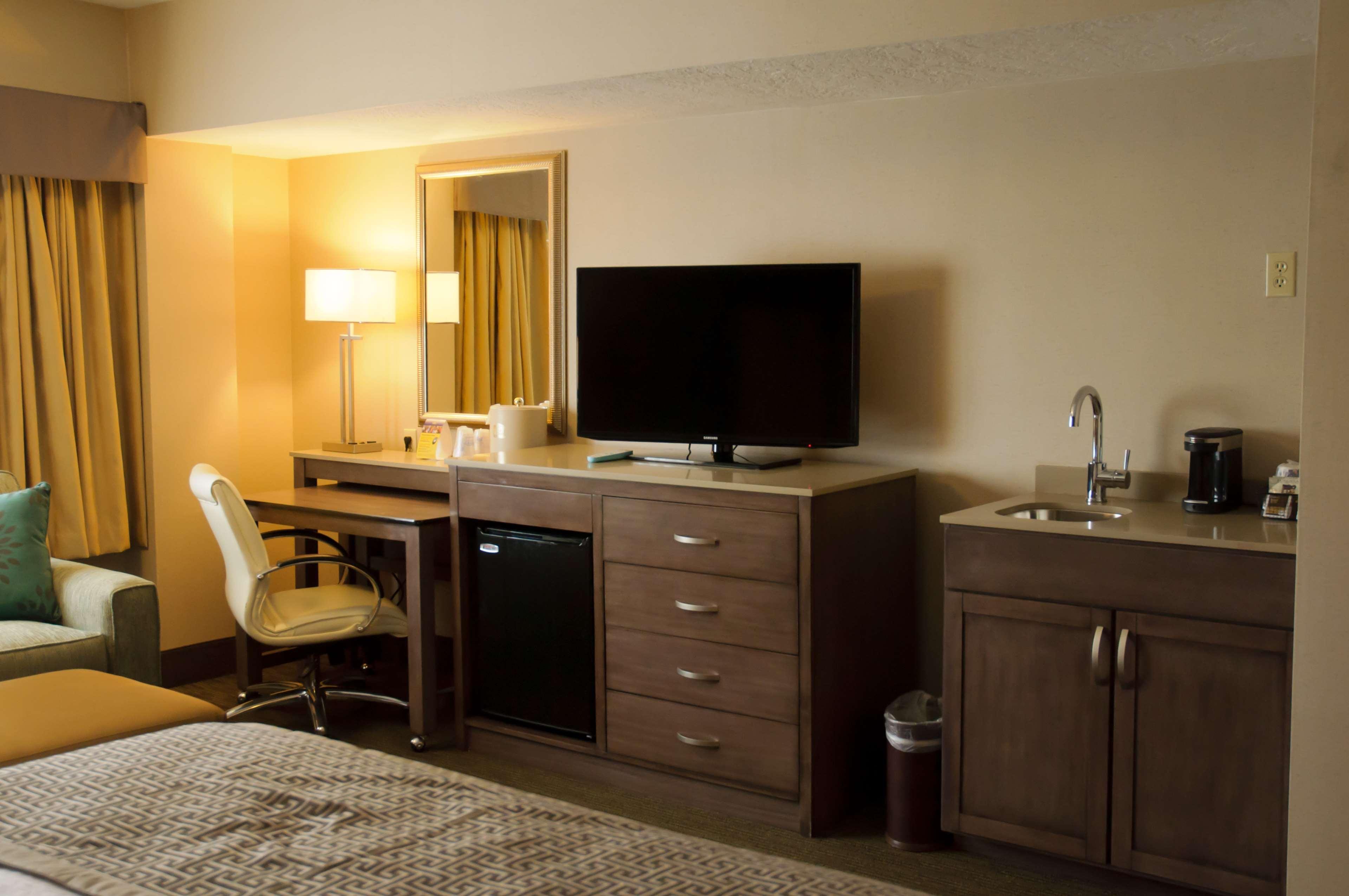 סנדי Best Western Plus Cotton Tree Inn מראה חיצוני תמונה