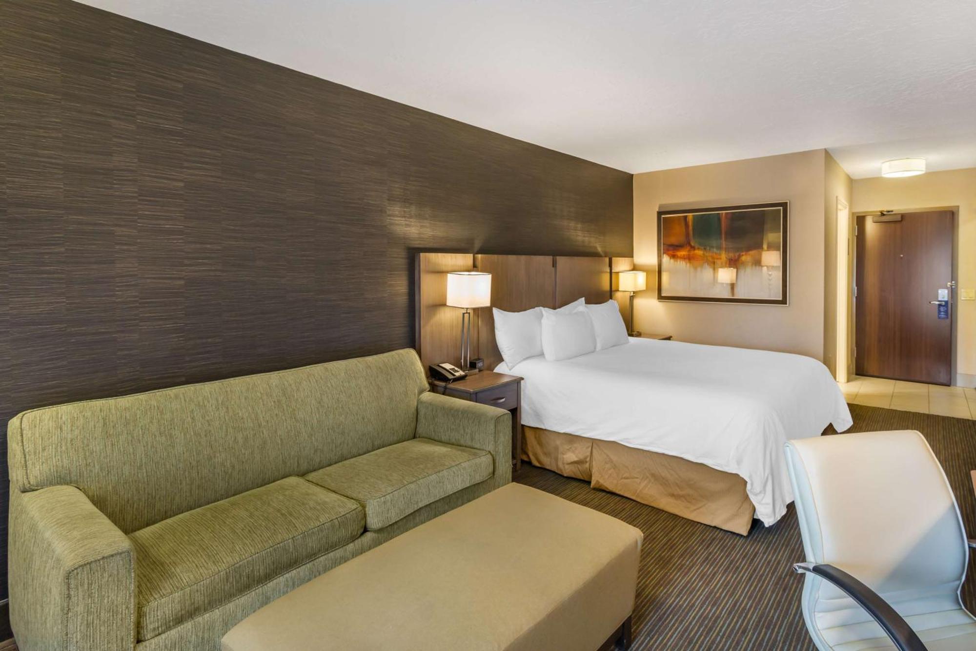 סנדי Best Western Plus Cotton Tree Inn מראה חיצוני תמונה
